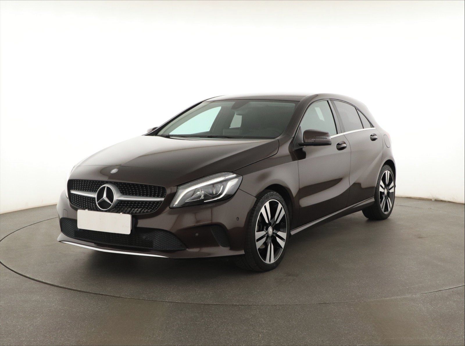 Mercedes-Benz Třídy A, 180 d, Automat, Serv.kniha - fotka 2
