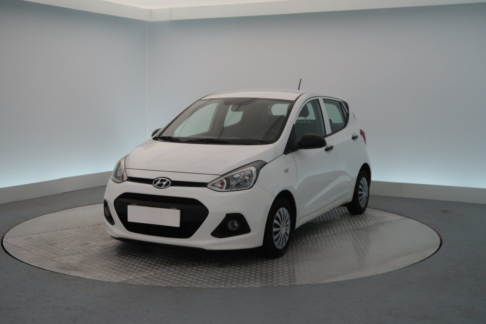 Hyundai i10, 1.0, Automatická klima - fotka 2