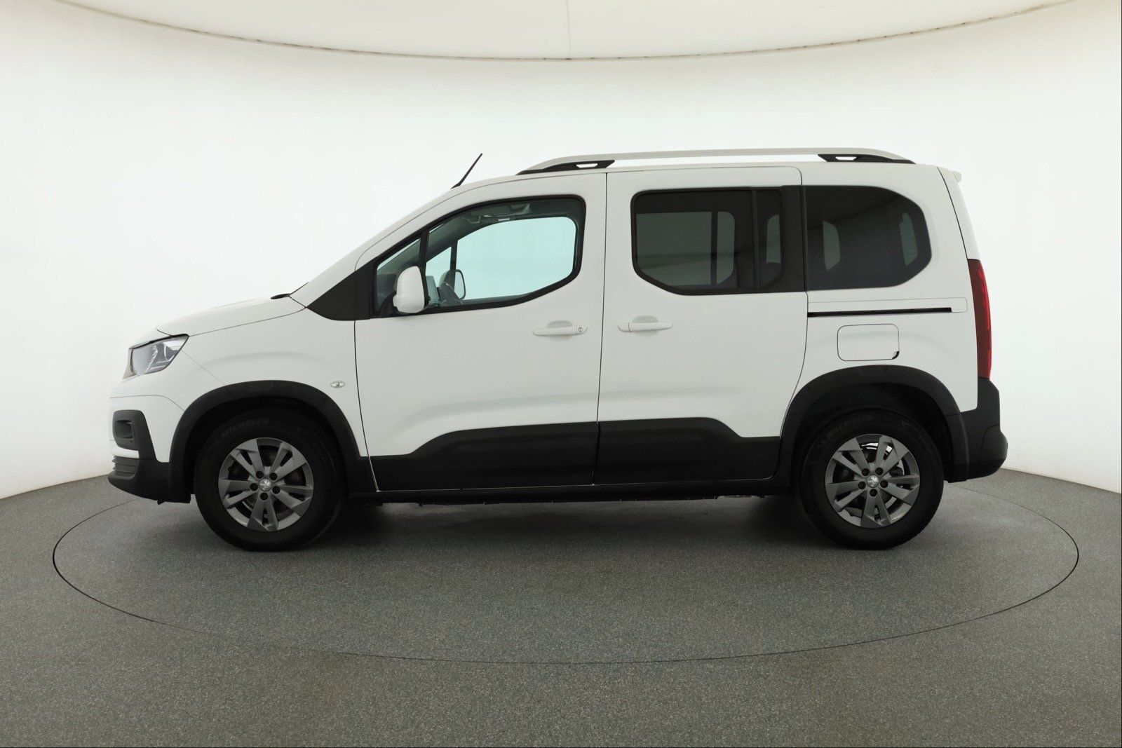 Peugeot Rifter, 1.5 BlueHDi, Allure, 5Míst - fotka 3