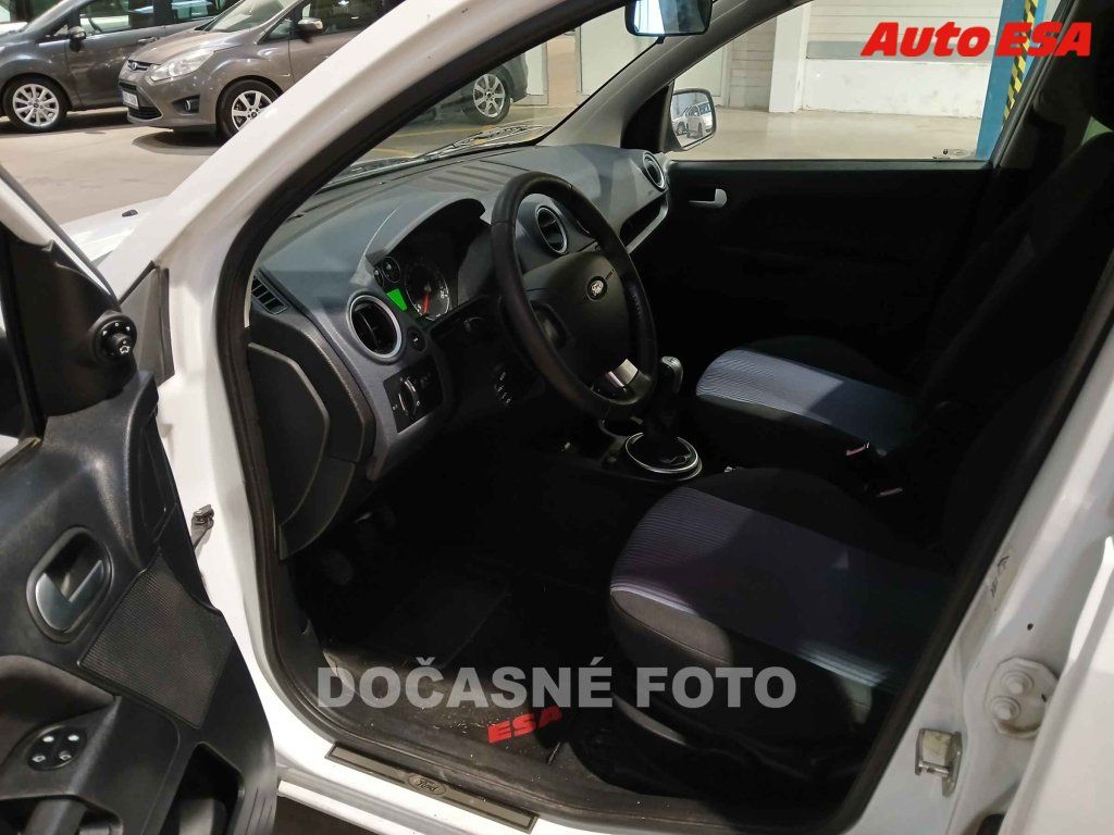 Ford Fusion, 1.4i - fotka 3