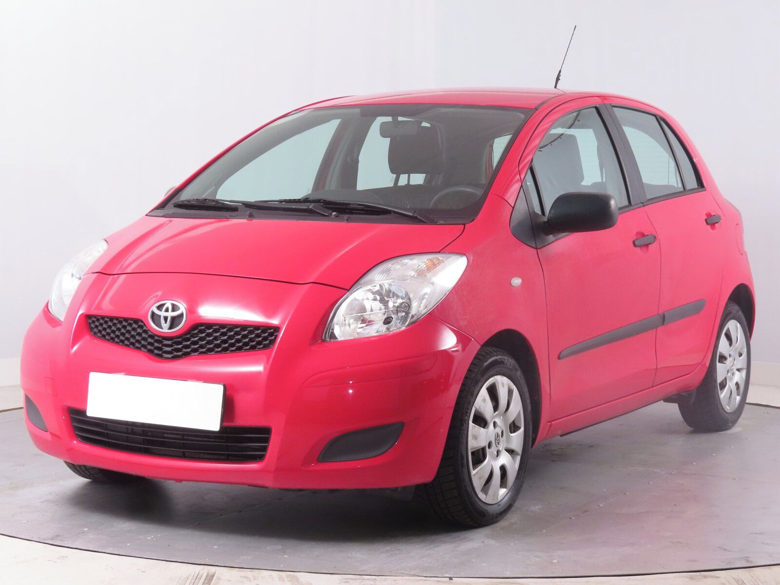 Toyota Yaris, 1.33 Dual VVT-i, Cool - fotka 2