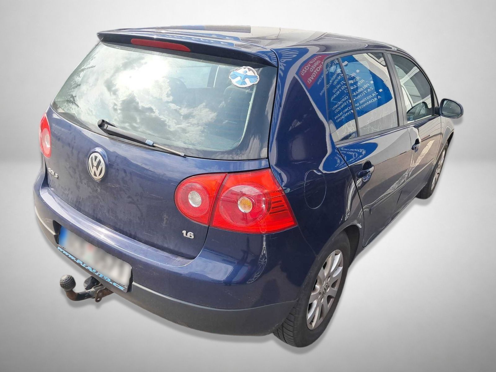 Volkswagen Golf, 1.6, po STK, Tažné, Klima - fotka 2