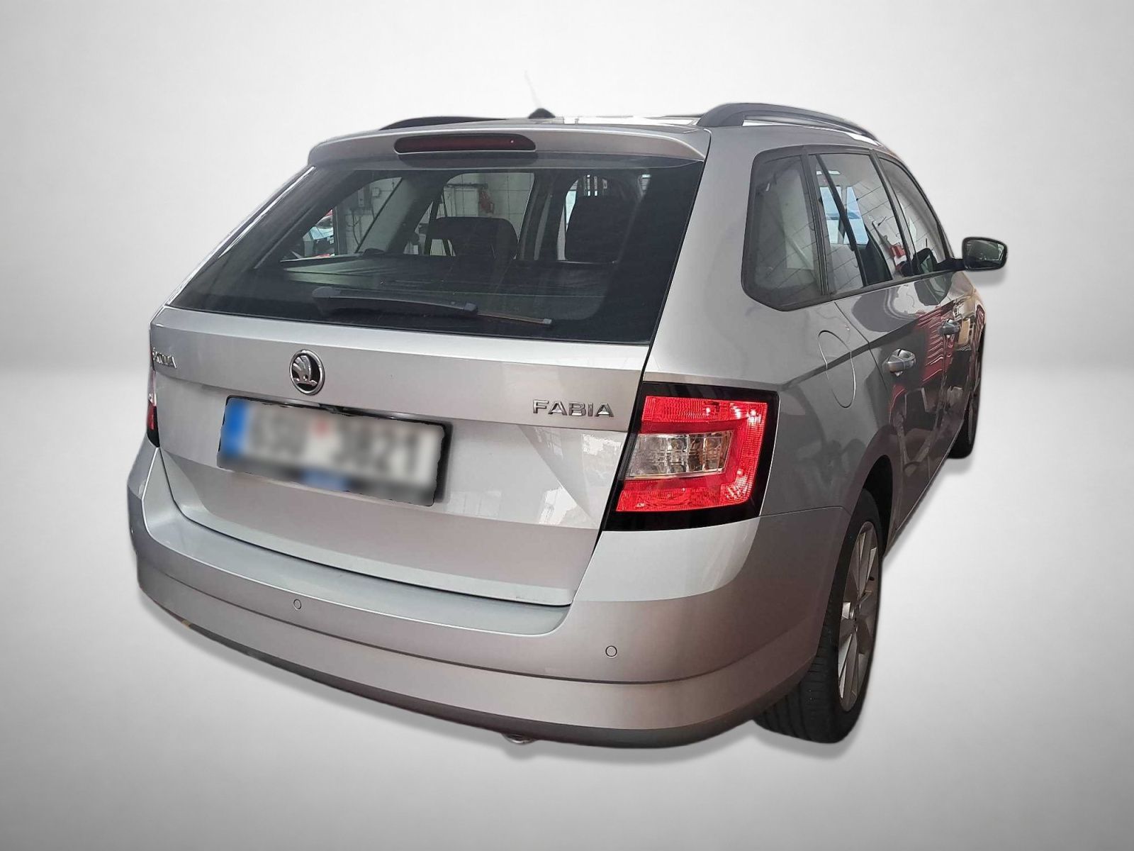 Škoda Fabia, 1.0 TSI, Navi - fotka 2