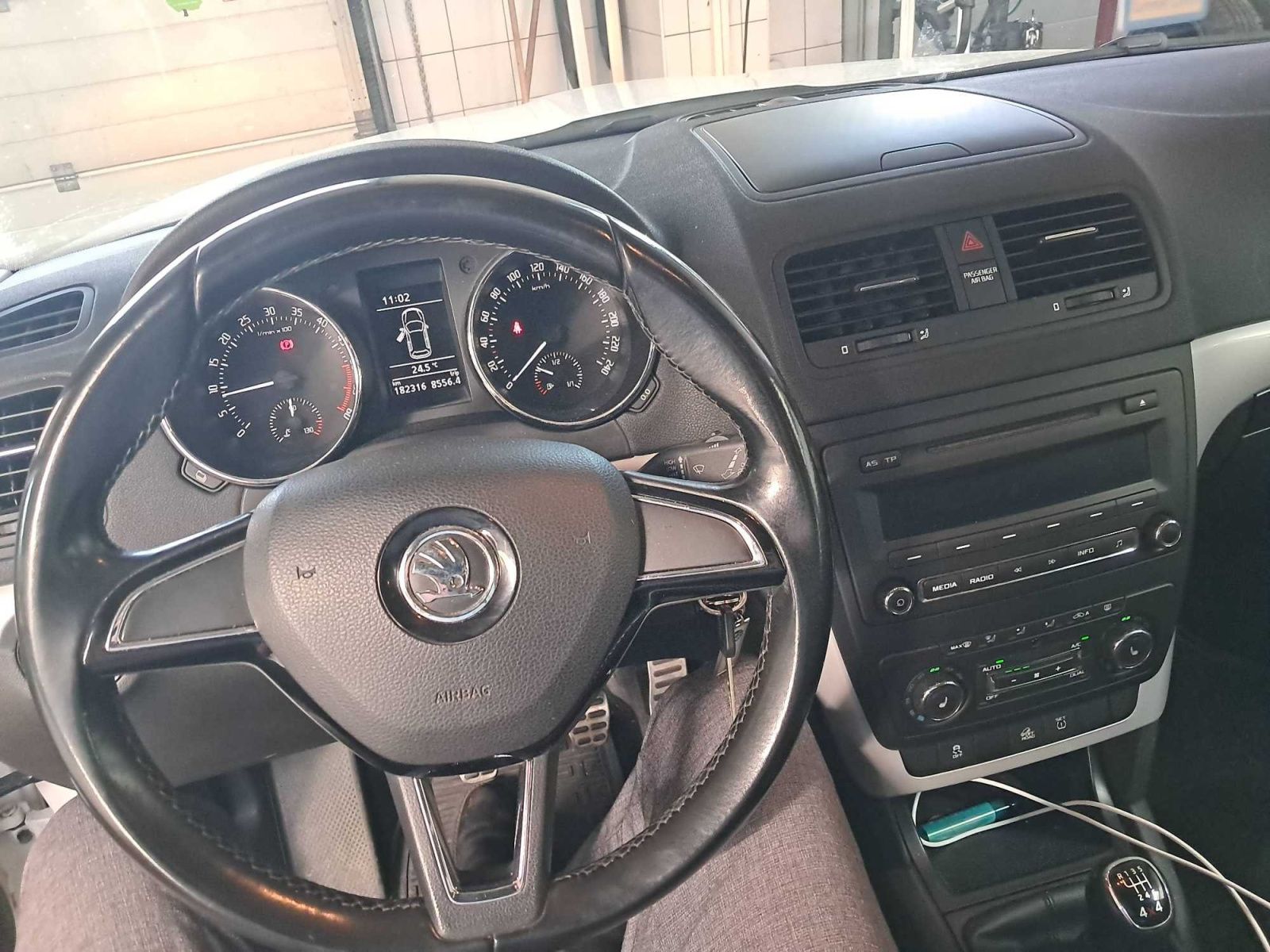 Škoda Yeti, 2.0 TDI, 4X4 - fotka 3