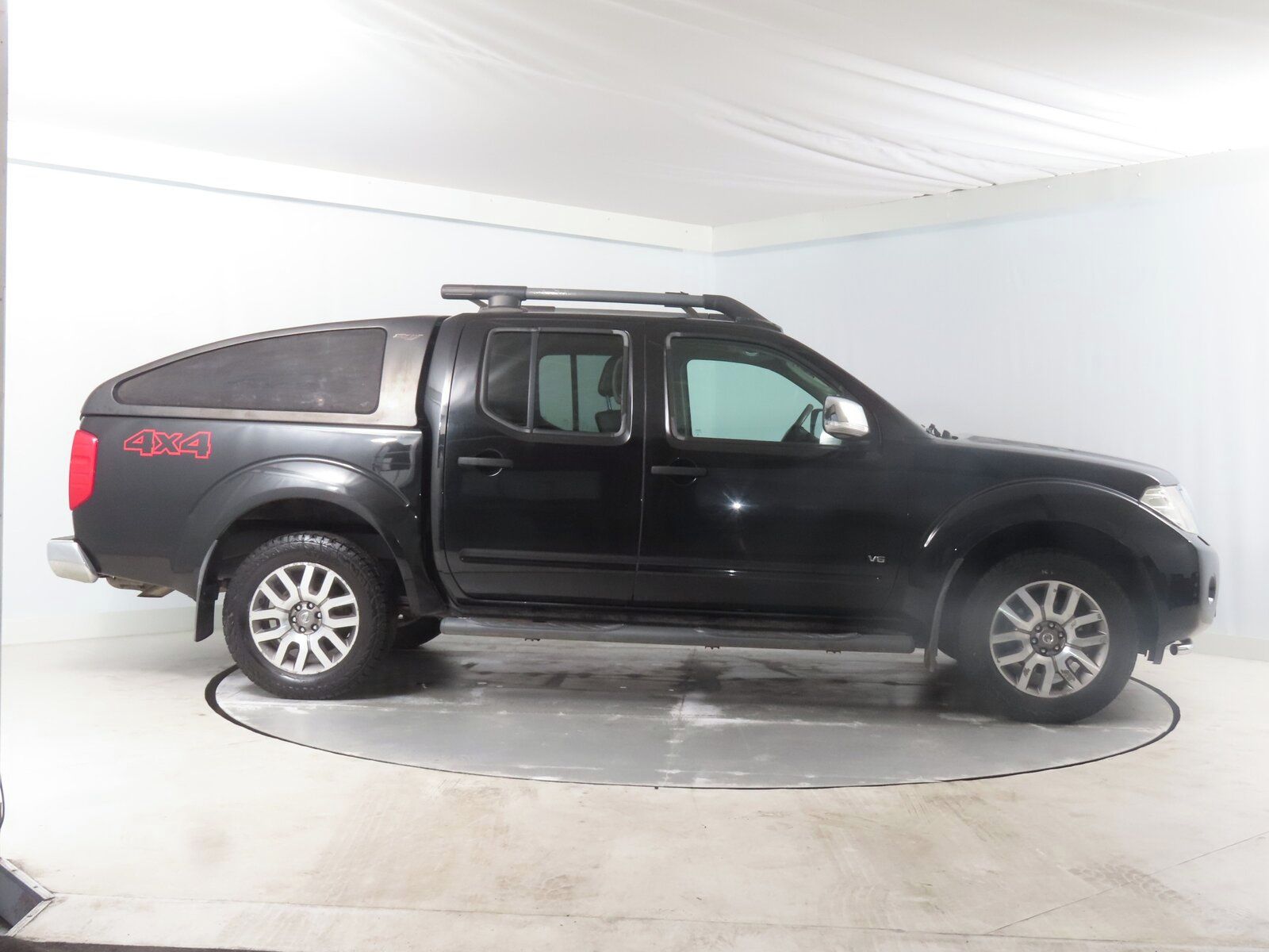 Nissan Navara, 3.0 dCi, 4X4, Automat, Kůže - fotka 6