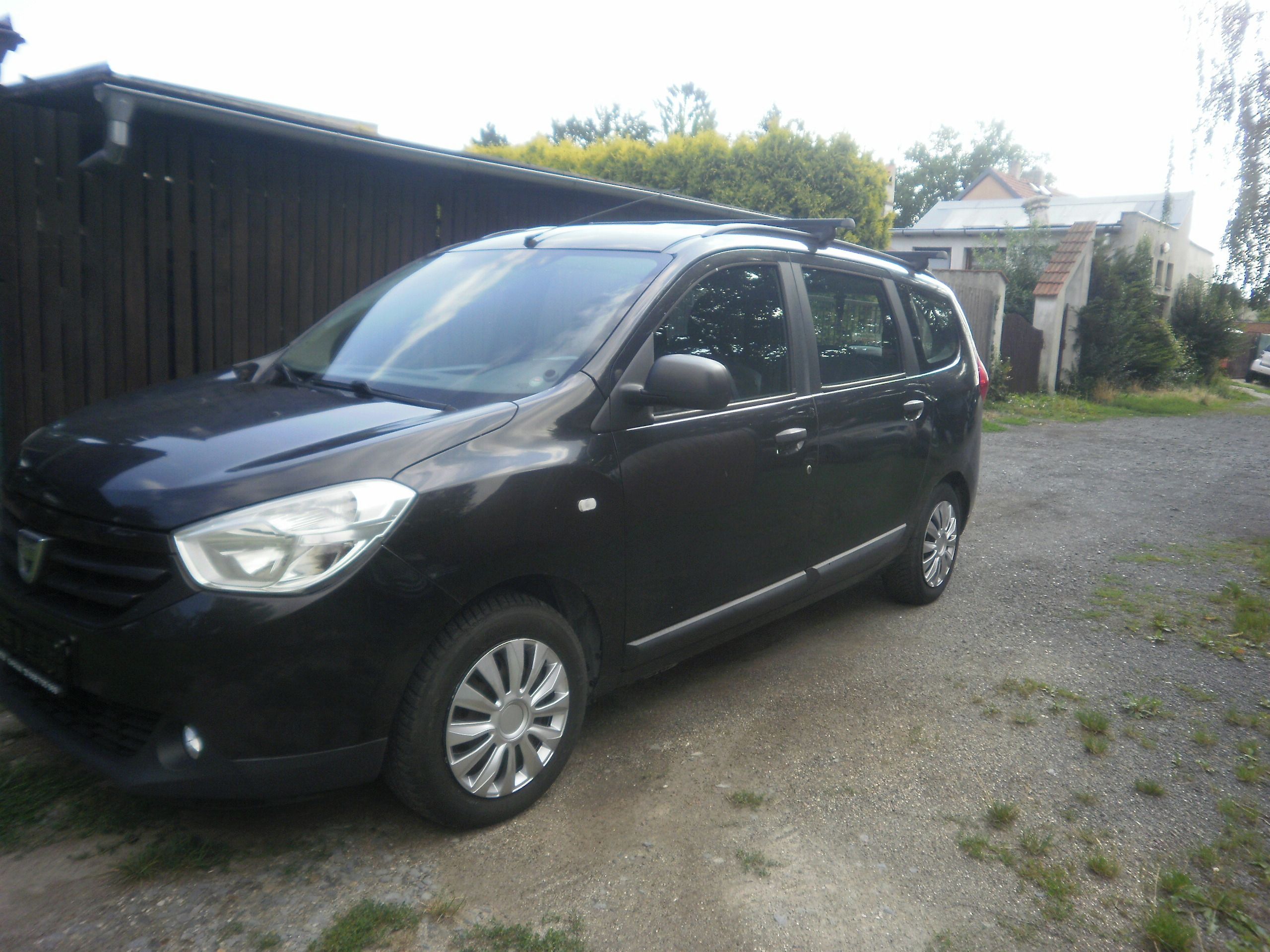 Dacia Lodgy, 1.6i 7 mist ,klima - fotka 2