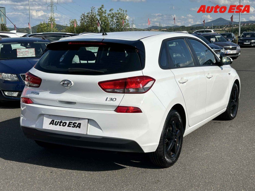 Hyundai i30, 1.4 - fotka 4