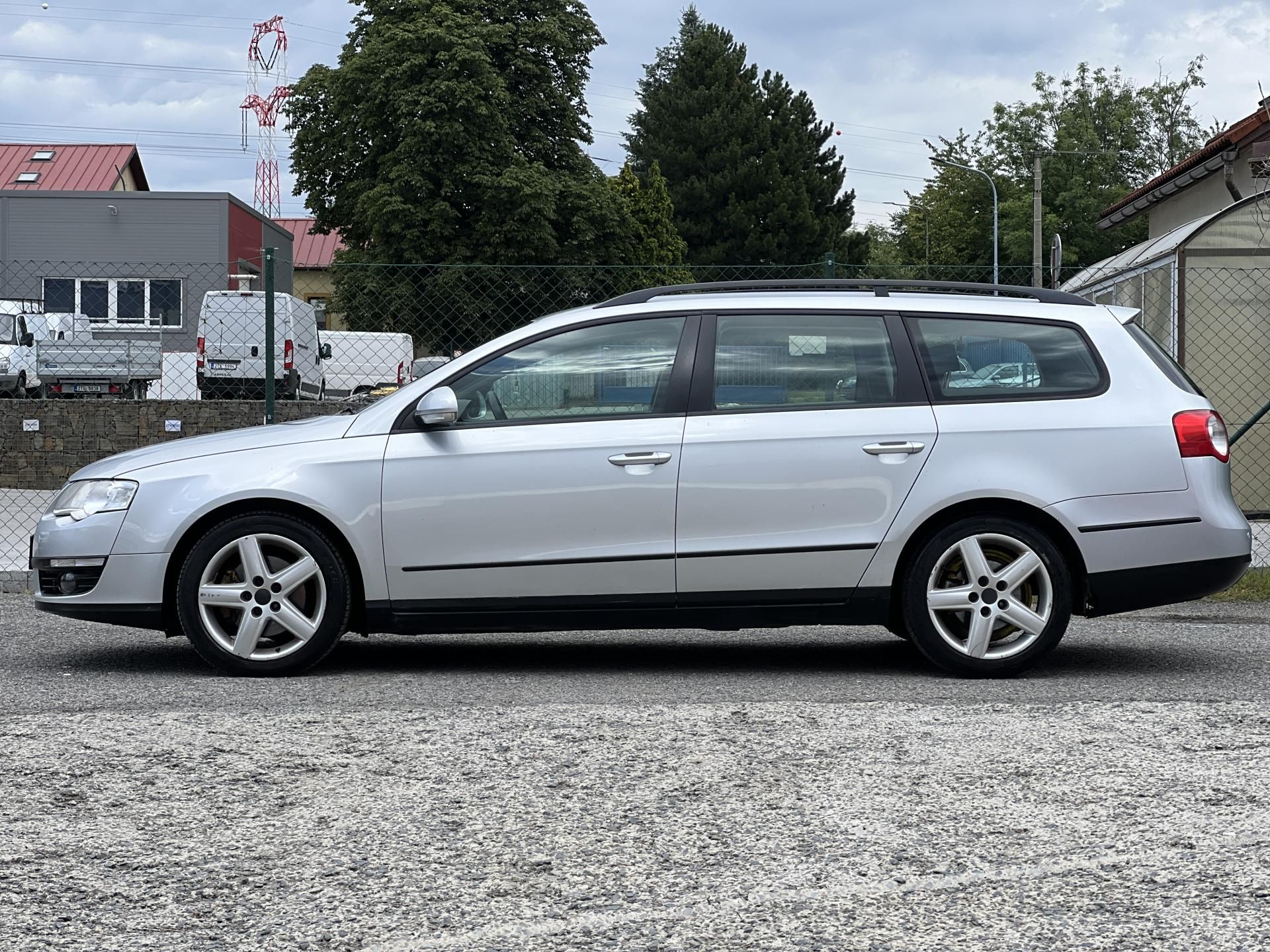 Volkswagen Passat Variant, 2.0TDi 125kw DSG ALU - fotka 4