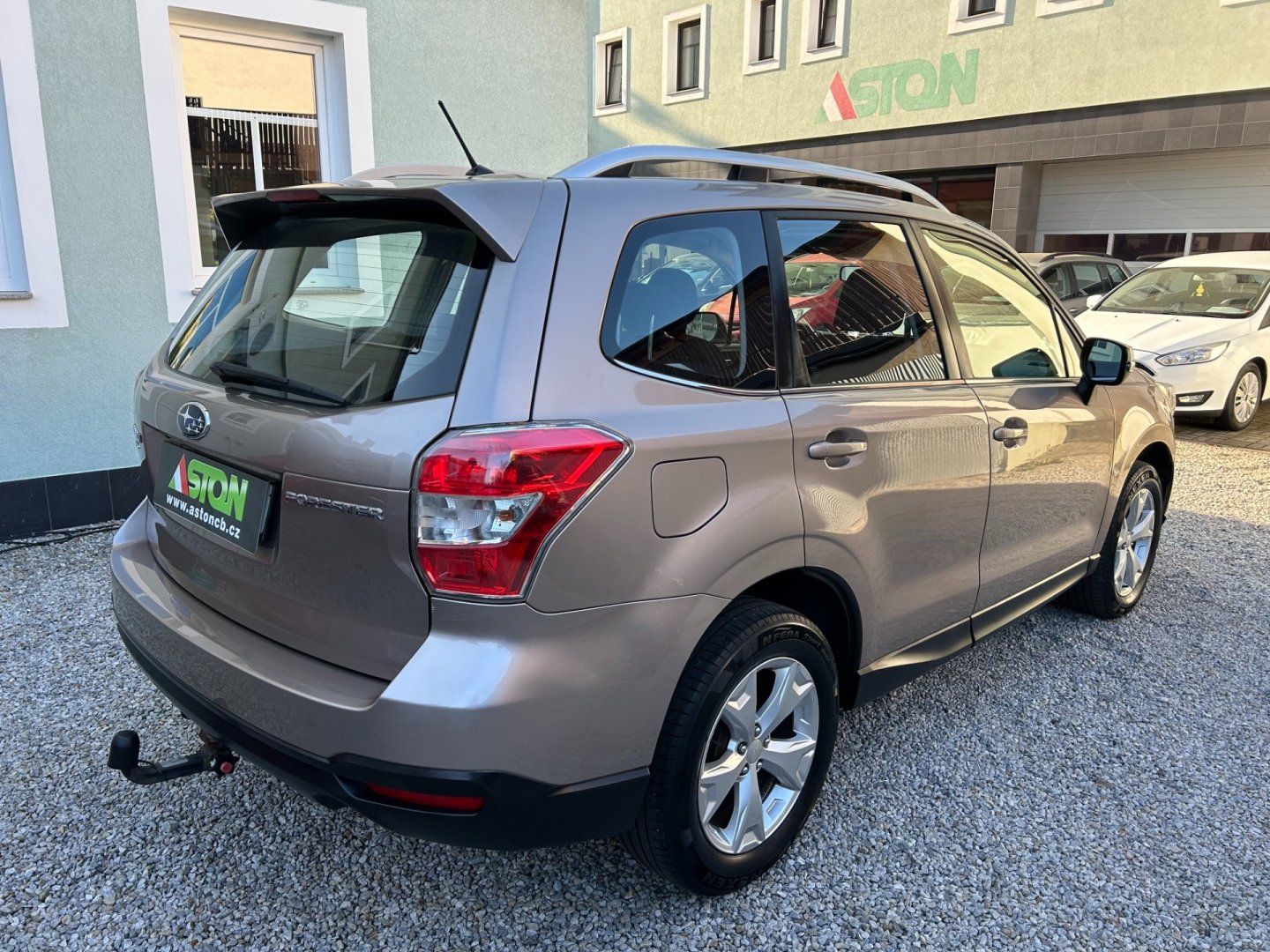 Subaru Forester, 2,0i 4WD, AT, serviska, 2xkola - fotka 6