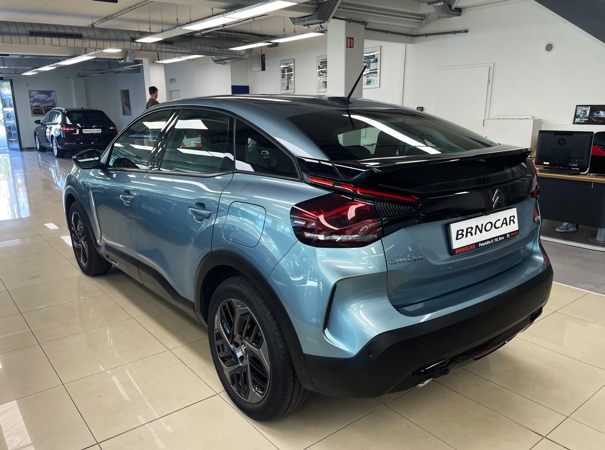 Citroën C4, 1.2 PT, 96 kW, FEEL, ČR, 1.MAJ - fotka 4