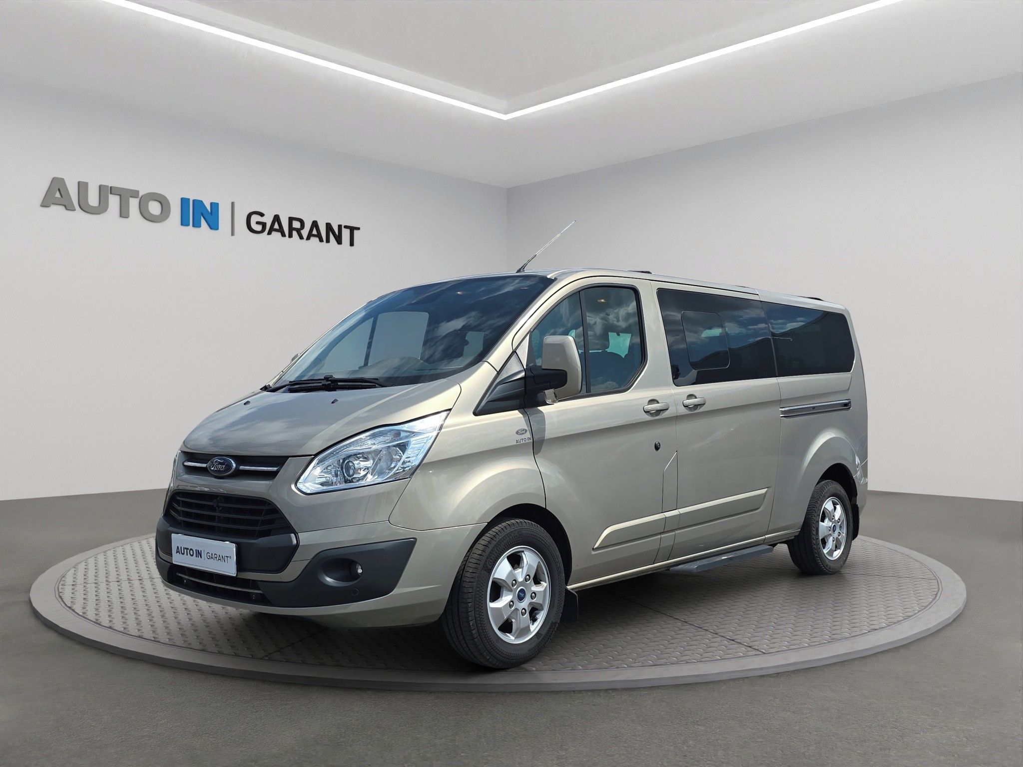 Ford Tourneo Custom, 2.0 TDCi 96kW, L2 ČR, 1. Maj.,