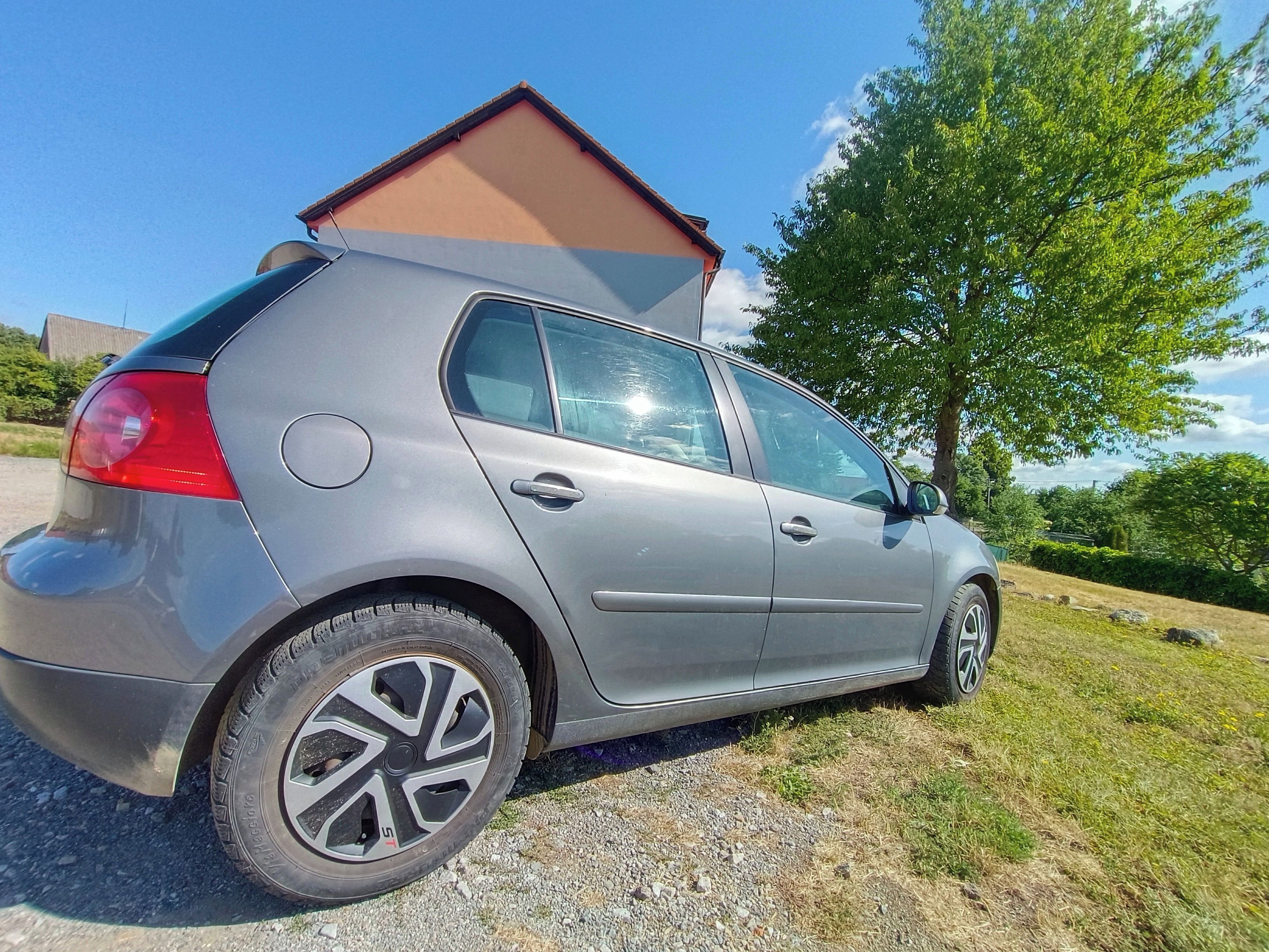 Volkswagen Golf, 1.6, 75KW - fotka 4