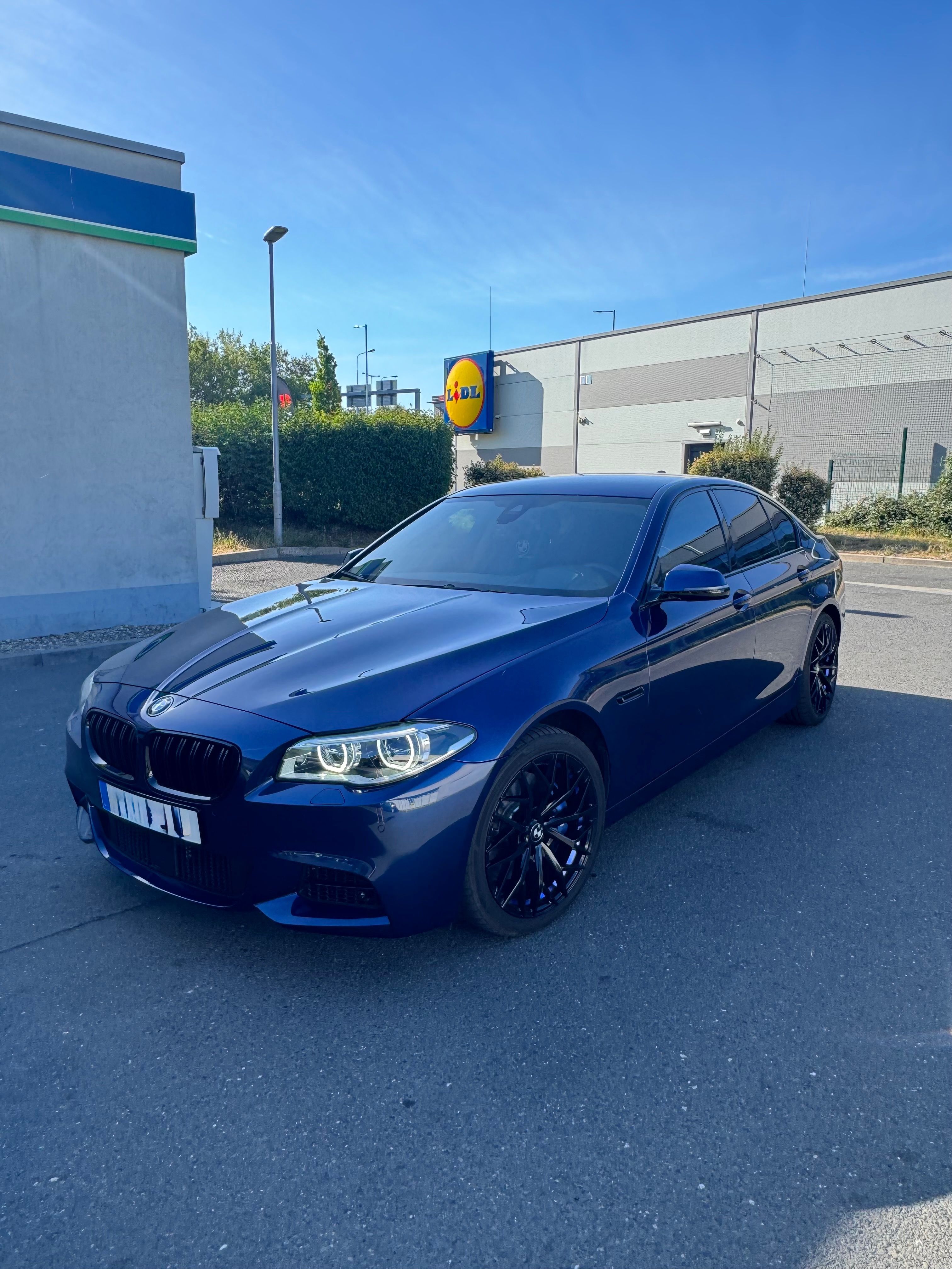 BMW Řada 5, 535d - fotka 3