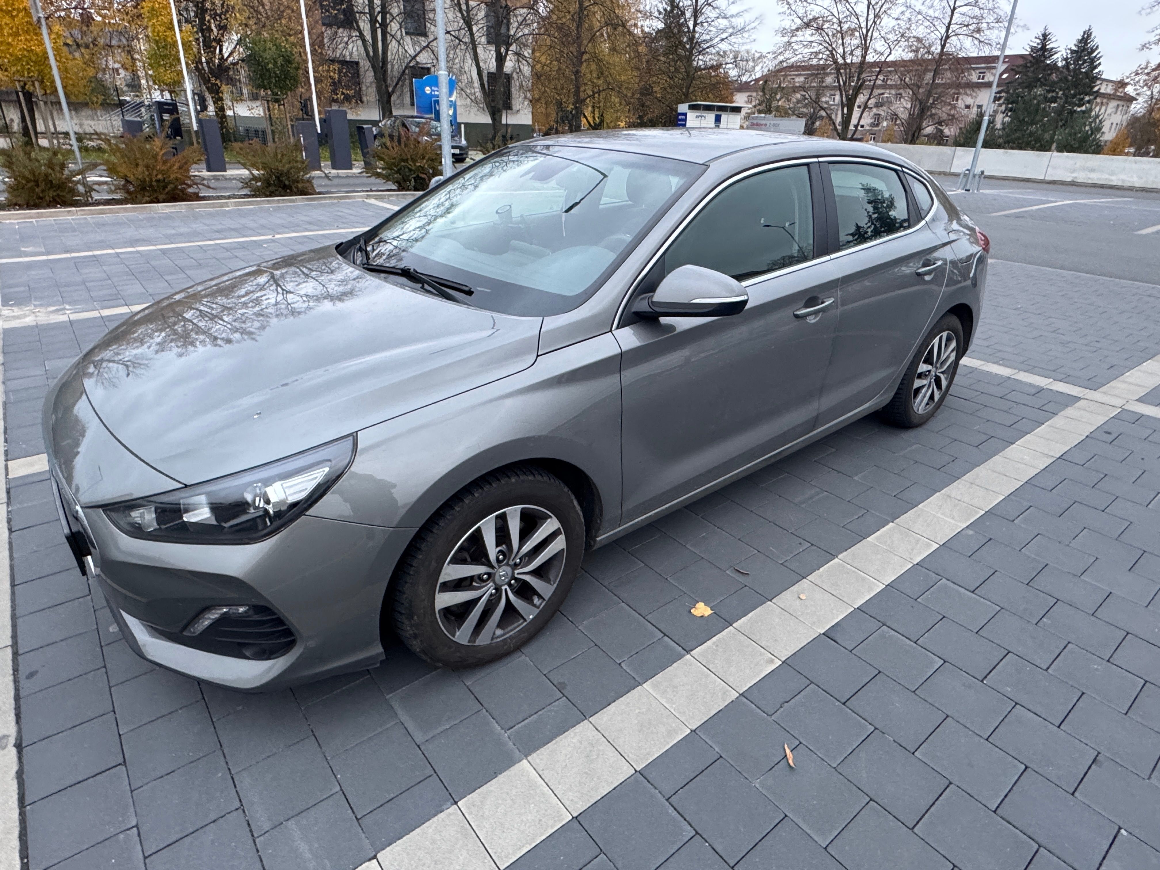 Hyundai i30, Hyundai i30 Fastback 1.6 CRDi