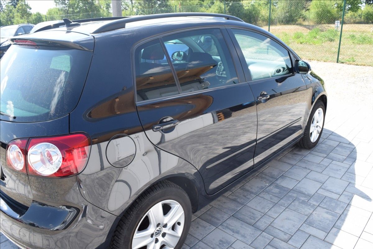 Volkswagen Golf Plus, 1,4 i 59KW VÝHŘEV NAVI ALU - fotka 5