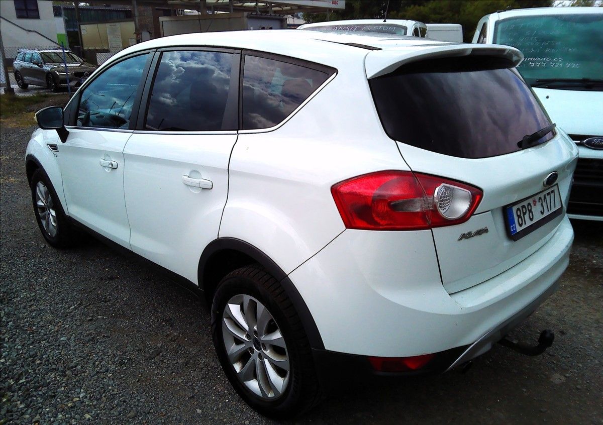 Ford Kuga, 2,0   TDCI TITANIUM SERVISOVAN - fotka 5