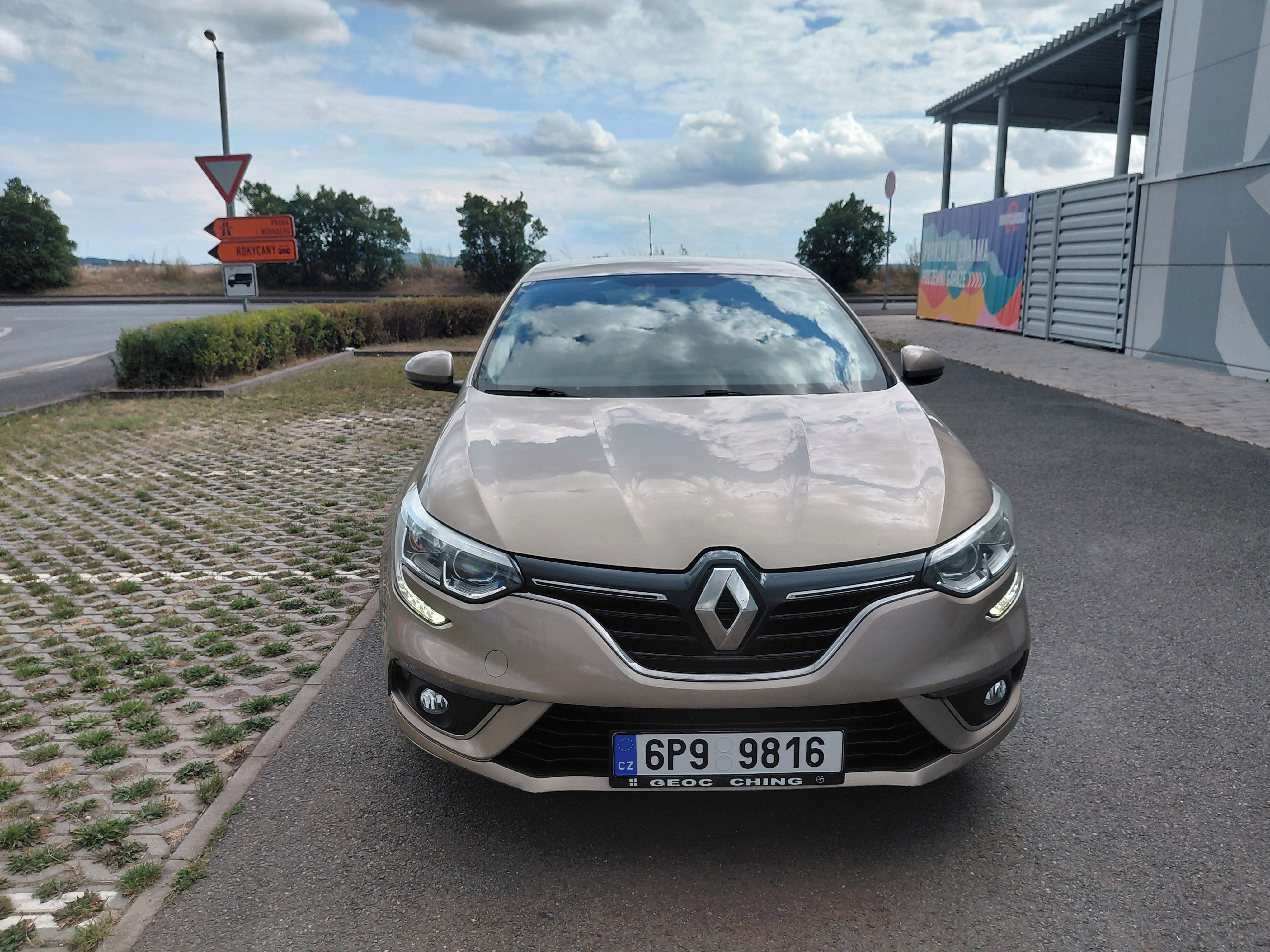 Renault Mégane, 1.6SCE 84KW 1.MAJ PERFEKTNÍ!! - fotka 2