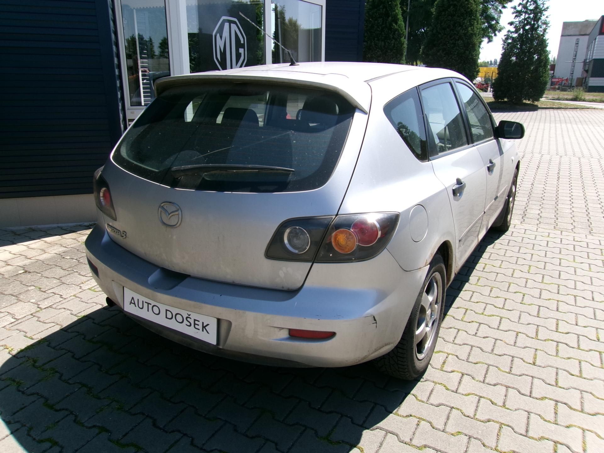 Mazda 3, 1.4i - fotka 5