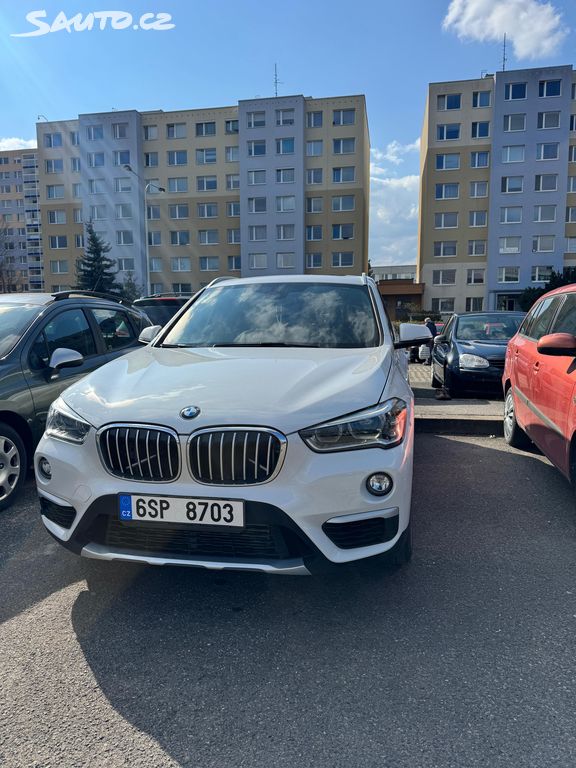 BMW X1, 2.0 l benzín Turbo