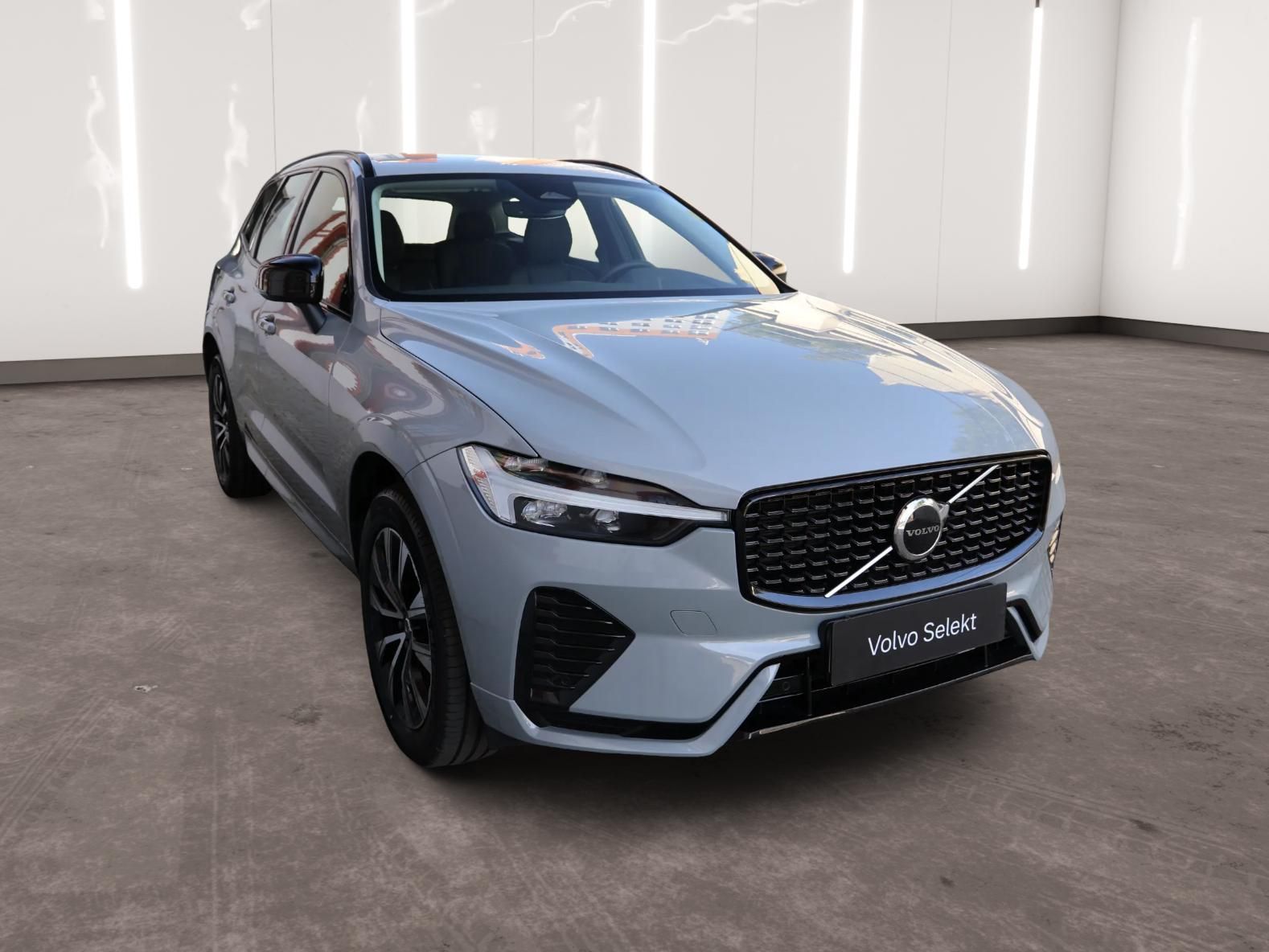 Volvo XC60, Plus, B5 AWD Mild hybrid - fotka 5