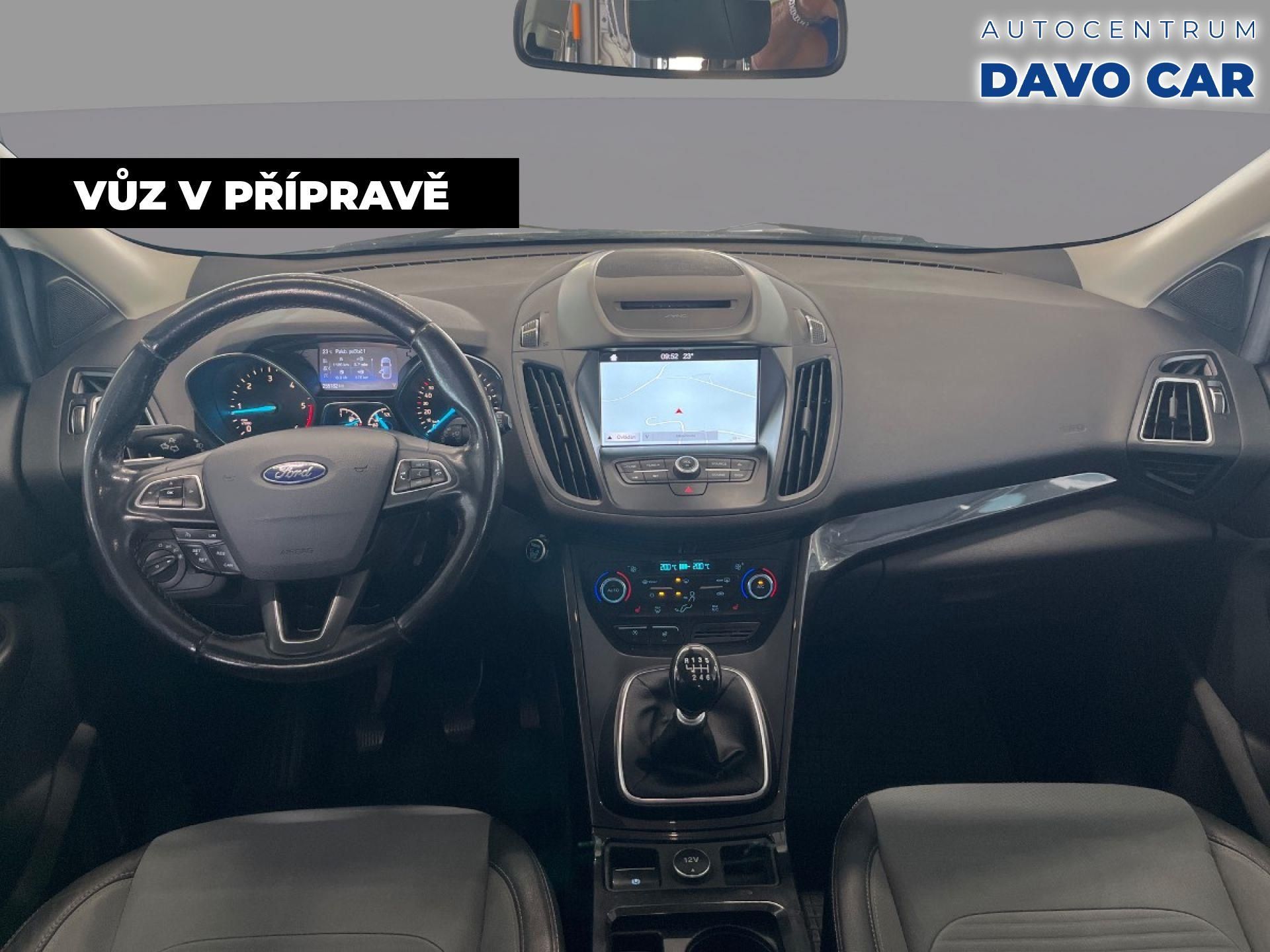 Ford Kuga, 1,5 TDCi 88kW CZ Titanium DPH - fotka 3