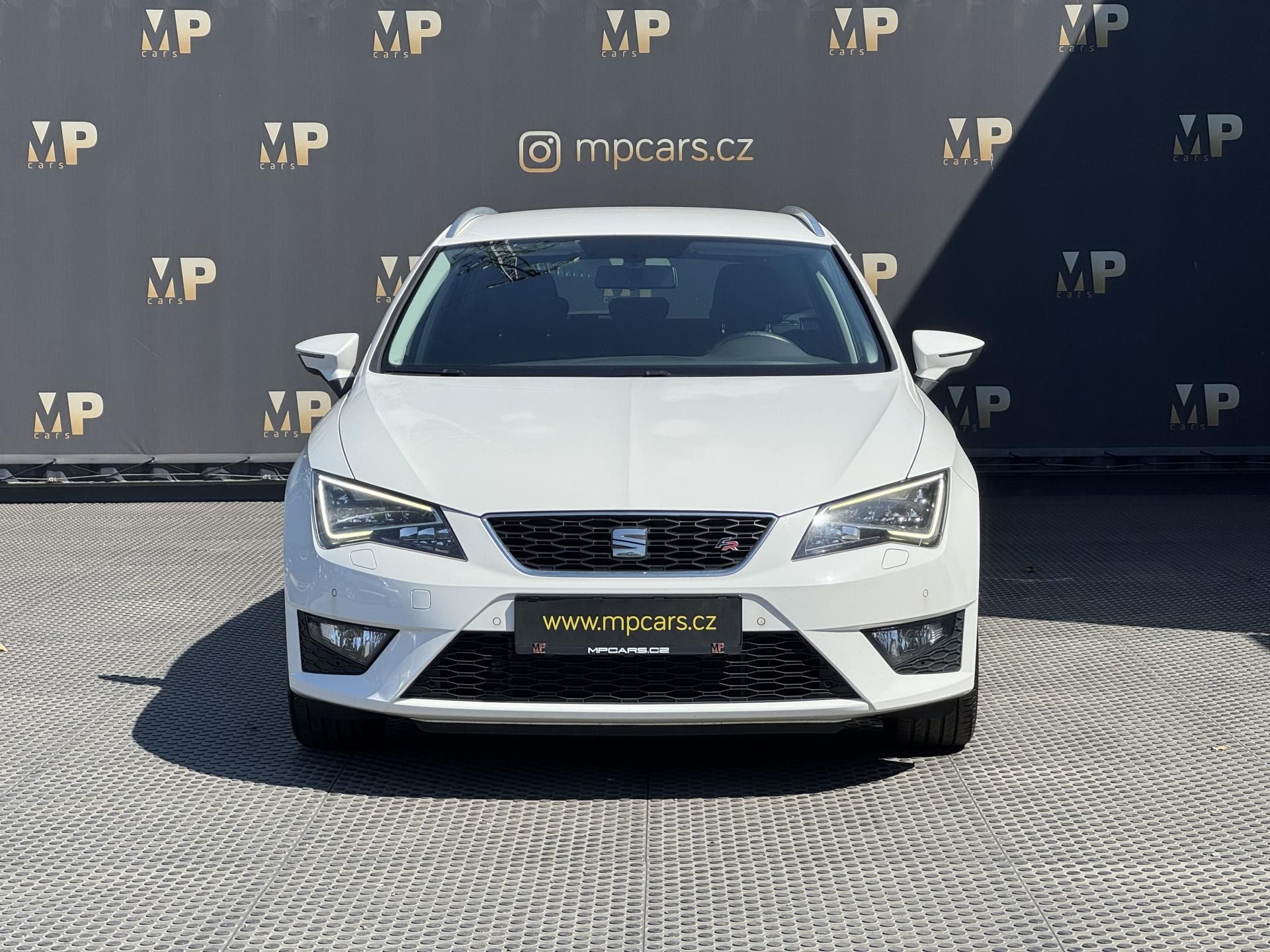 Seat Leon, 1.4TSi 92kW MAN FR, Alcantara - fotka 2