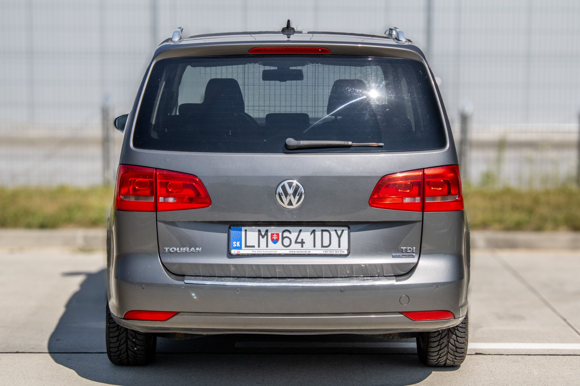 Volkswagen Touran - fotka 6