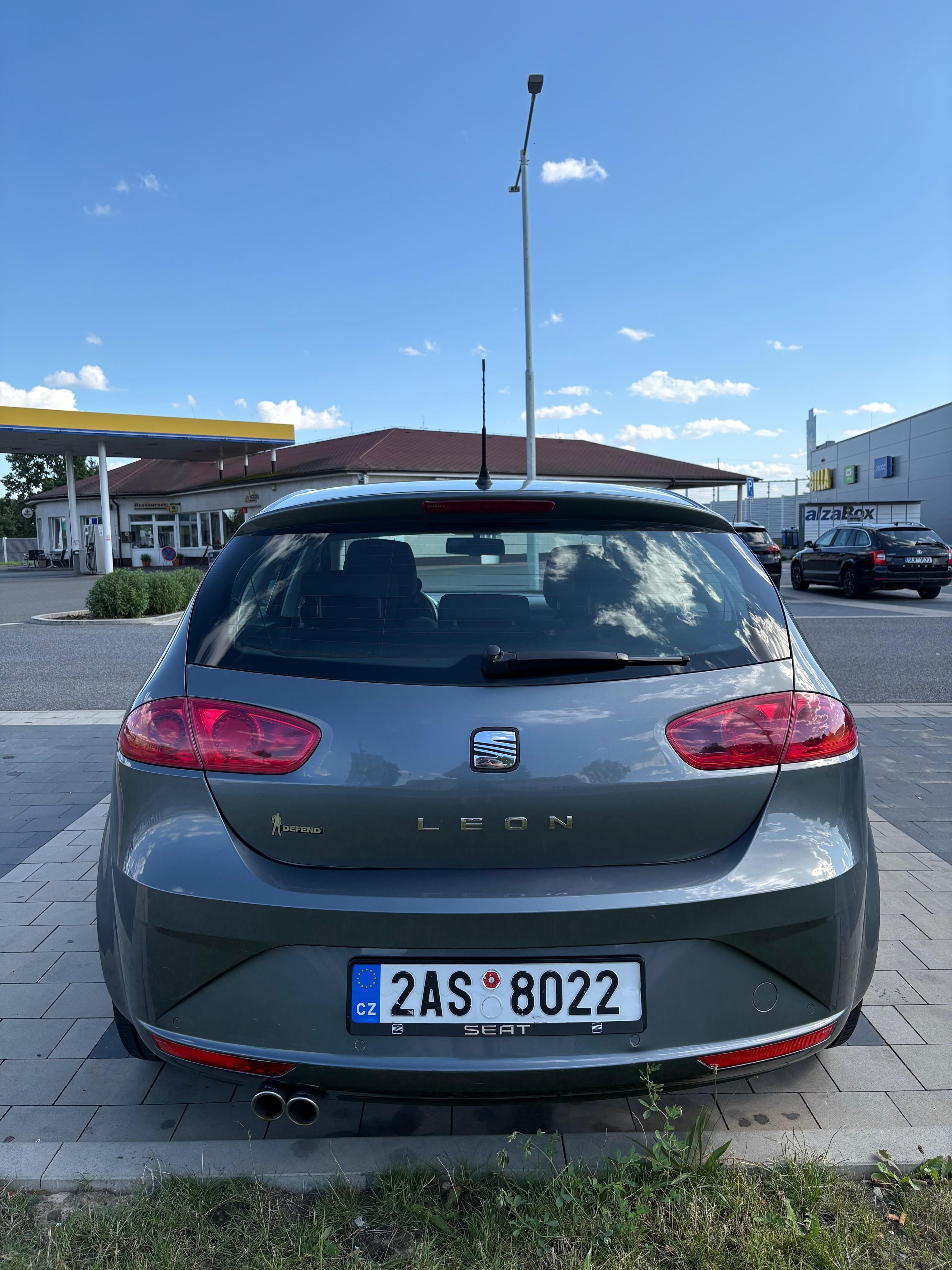 Seat Leon, II 1.6 TDI 77 kW | 2012 | ČR | - fotka 2