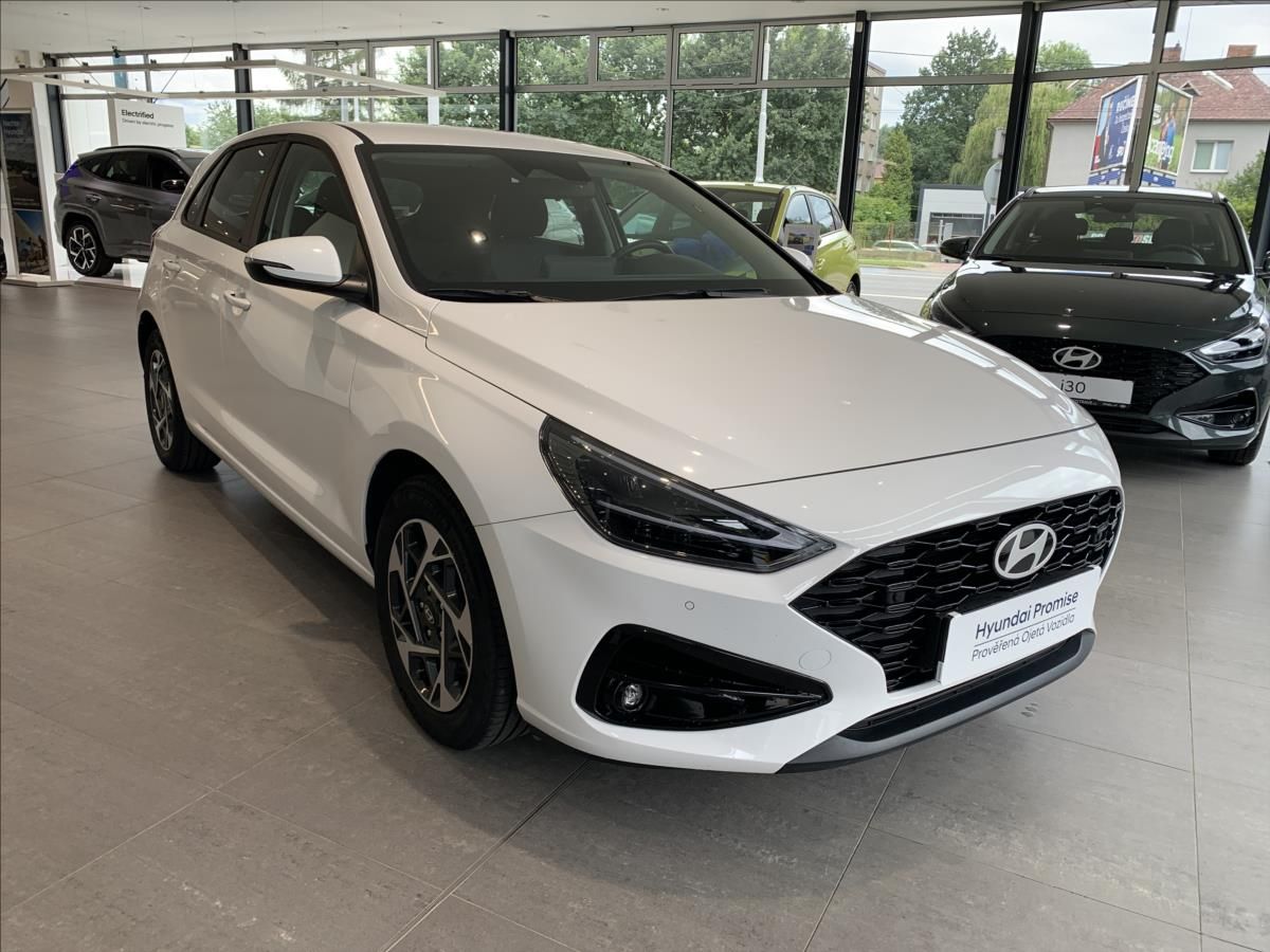 Hyundai i30, 1,5 i CVVT 70kW MT Family - fotka 5
