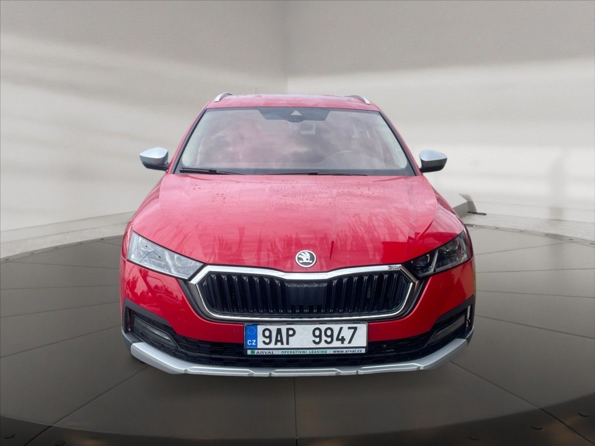 Škoda Octavia, 2,0 TDI 147 Scout 4x4 AT - fotka 2