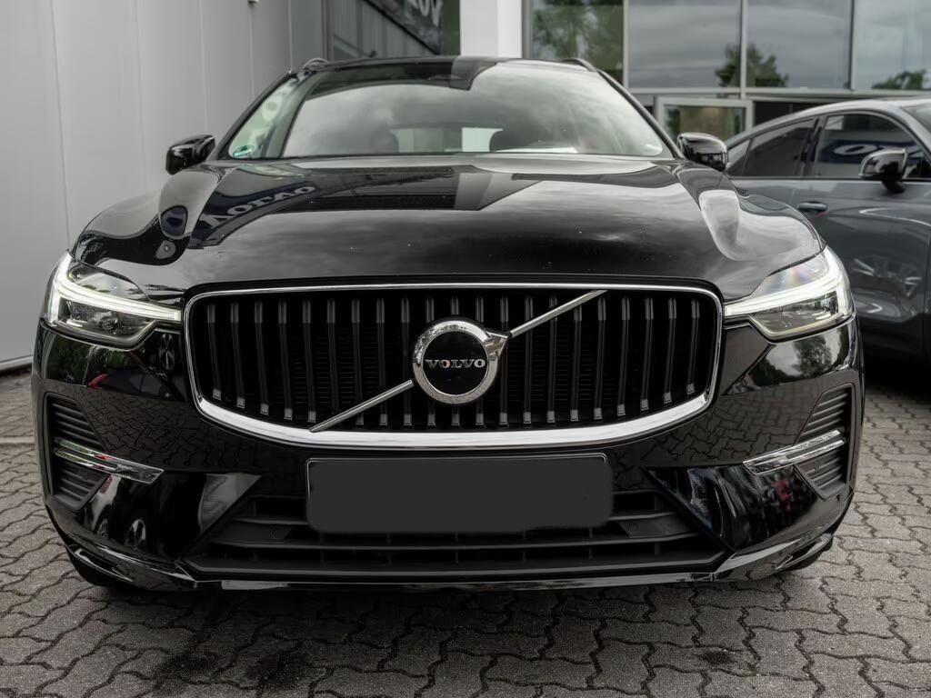 Volvo XC60, B5 2.0 Momentum Pro*Navi*Led* - fotka 3