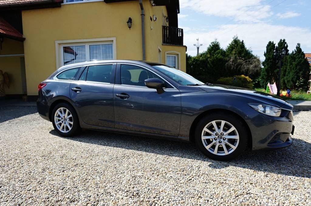 Mazda 6, 6 2.0 107 kW - fotka 2