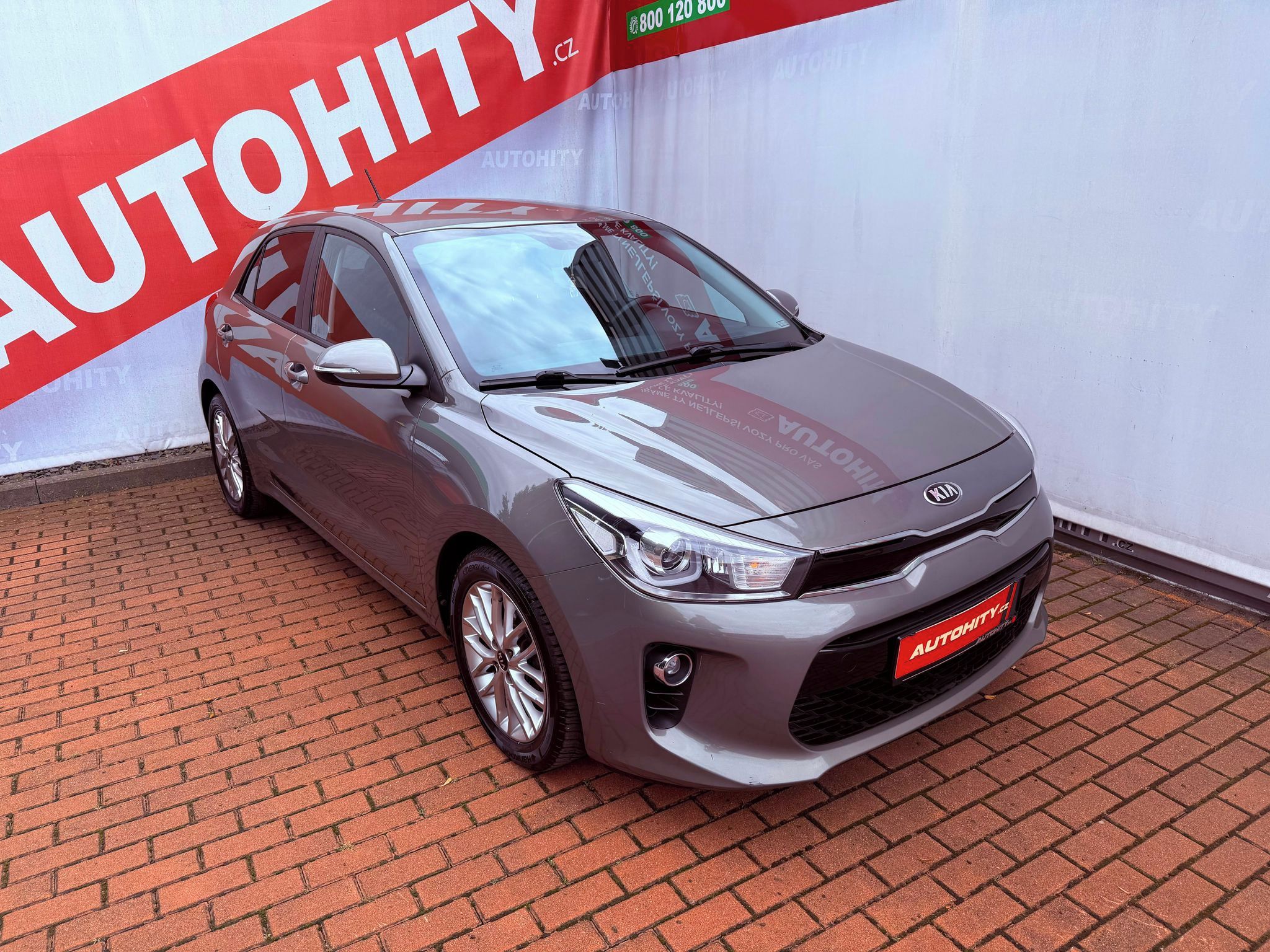 Kia Rio, 1.2 MPi Exclusive, Serviska - fotka 5