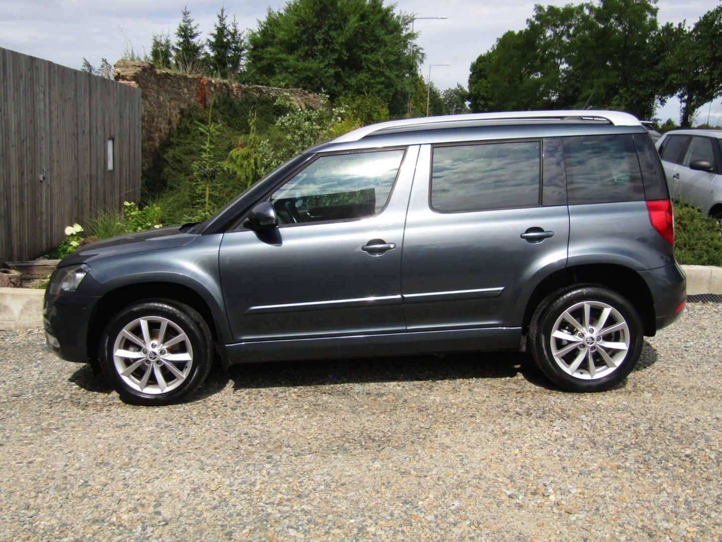 Škoda Yeti, 1.2 TSI 77kW TOP QUALITY - fotka 3