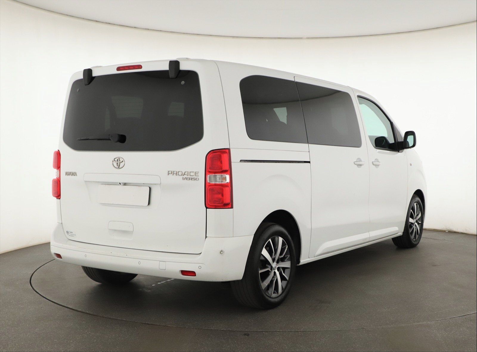 Toyota Proace Verso, 2.0 D-4D, Family, 8 míst, L1 - fotka 5