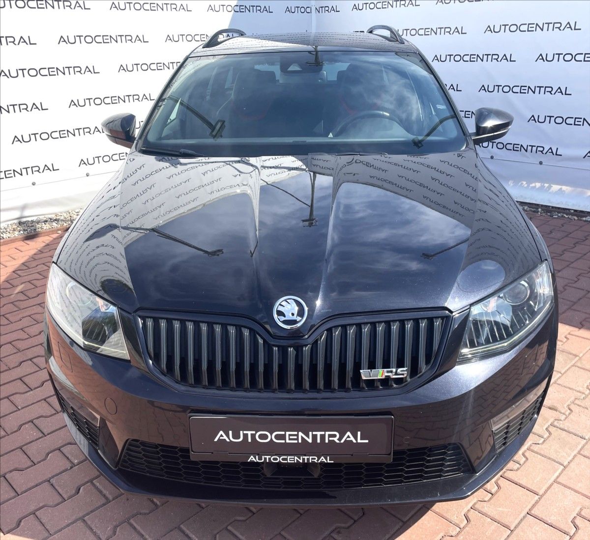 Škoda Octavia, 2,0 TSI RS 162kw Challenge, 18 - fotka 2