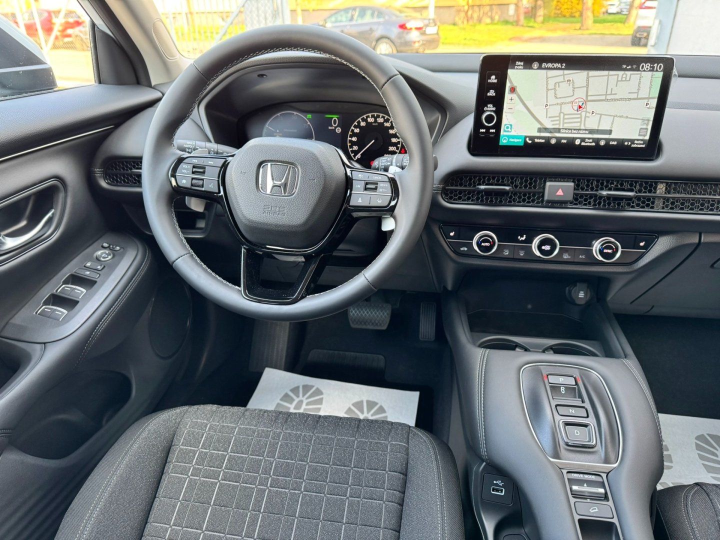 Honda ZR-V, 2.0eHEV 135kW ELEGANCE MR2027 - fotka 3