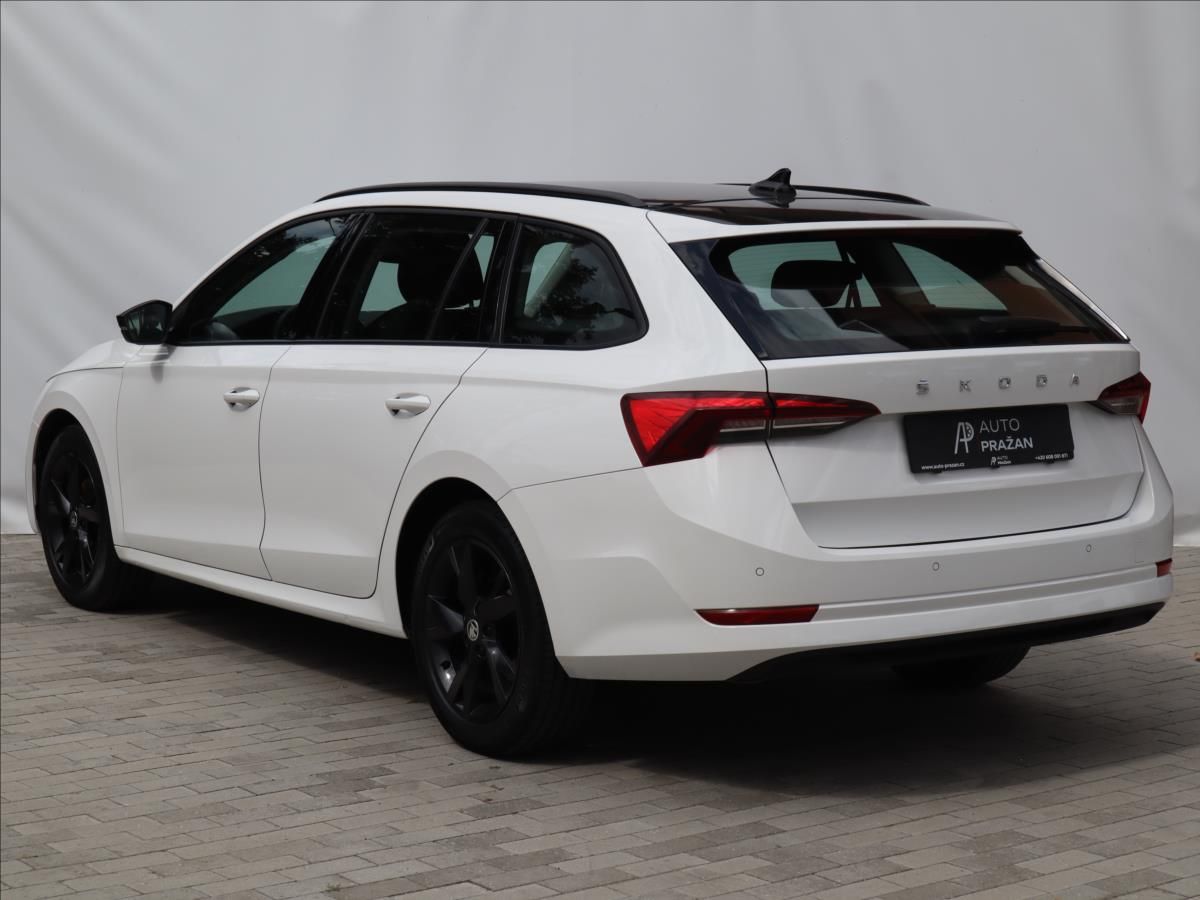 Škoda Octavia, 2,0 TDi Style Virtual LED - fotka 4