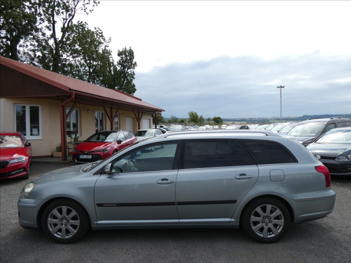 Toyota Avensis, 1,8 16V 95kW závěs,digi.klima - fotka 5