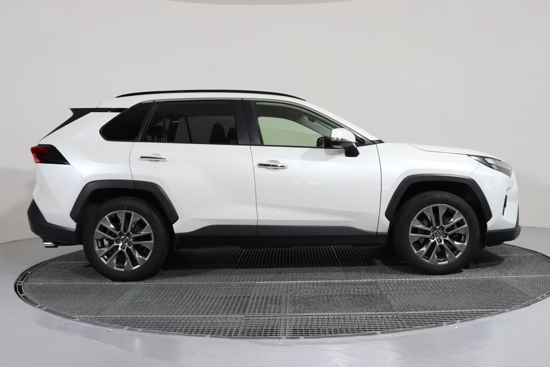 Toyota Rav4, 2,5 Hybrid 4WD EXECUTIVE/ TAŽN - fotka 3