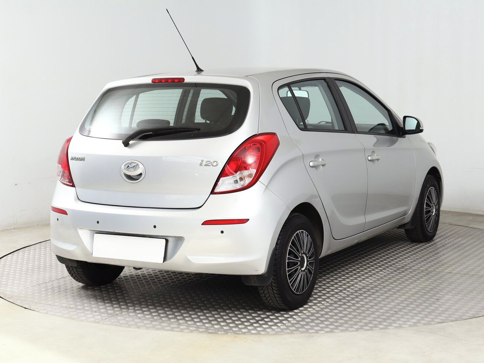 Hyundai i20, 1.2, Classic+, po STK - fotka 5