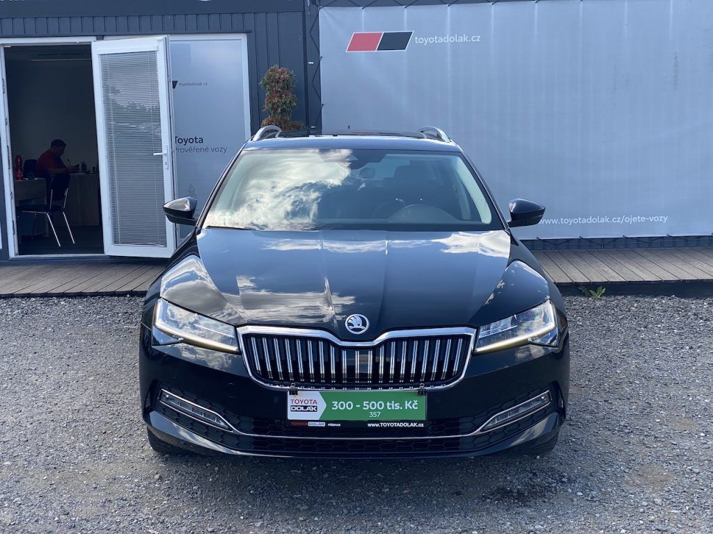 Škoda Superb, 2.0TDi, DSG, 4x4, panorama - fotka 2