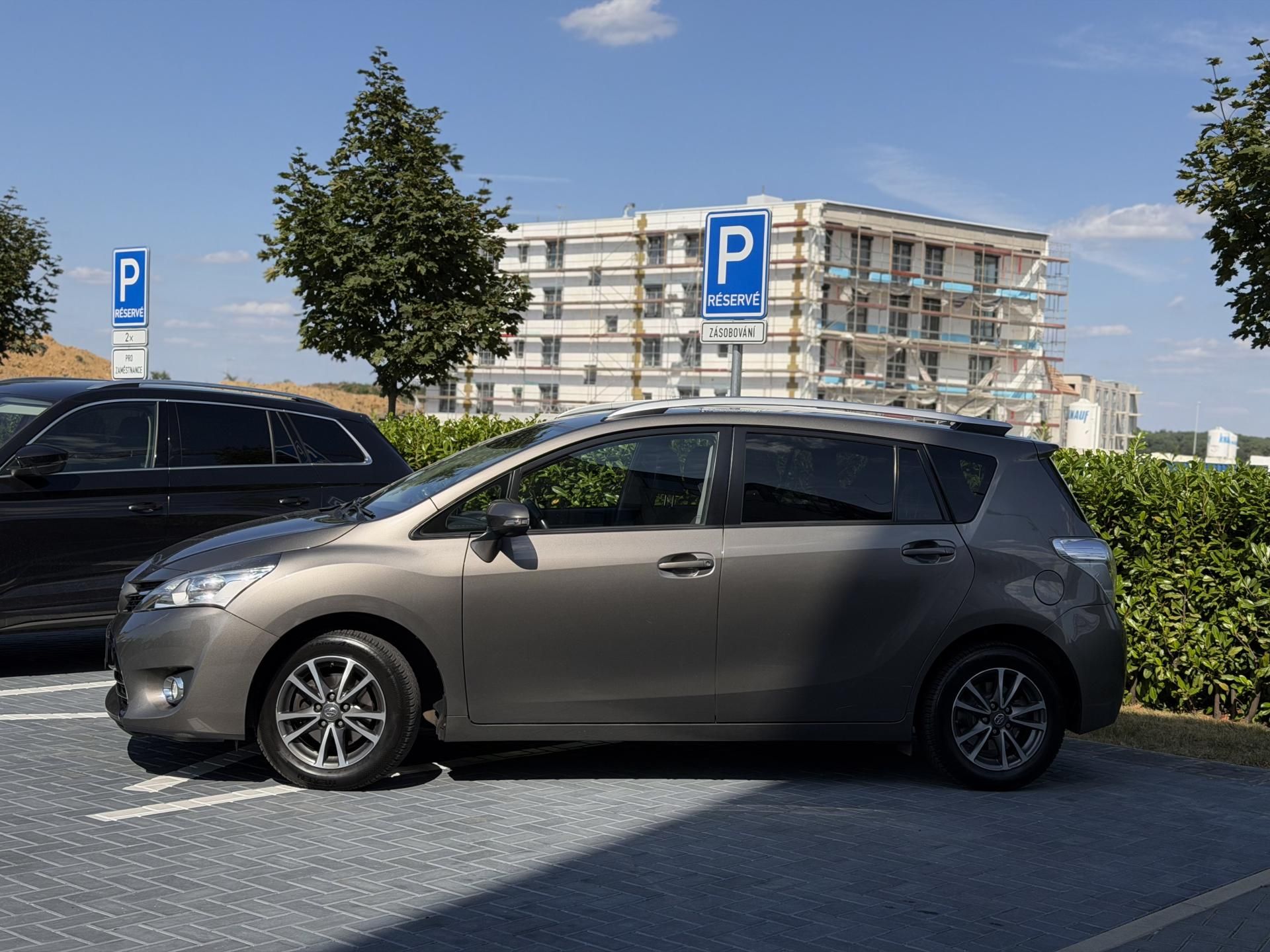 Toyota Verso, 1.8 Valvematic 108 kW - fotka 2