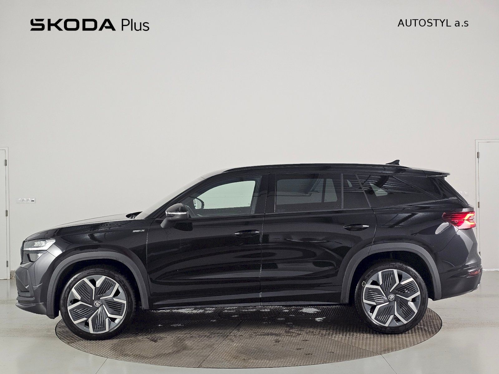 Škoda Kodiaq, 2.0TDi 142kW 4X4 SPORTLINE 7S - fotka 3