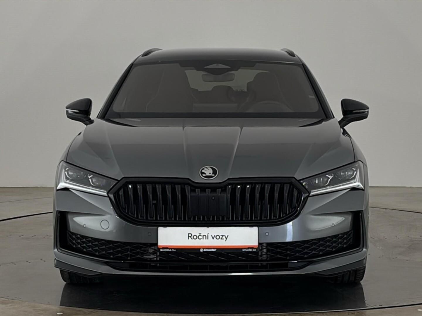 Škoda Superb, 2.0 TDI DSG / 142 kW Sportline - fotka 4