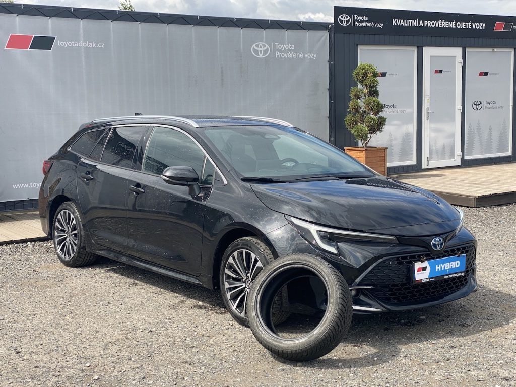 Toyota Corolla, 1.8HEV, ČR, Style, DPH