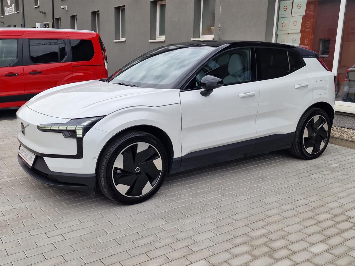Volvo EX30, AWD Ultra Twin 315kW,ČR,1.Maj - fotka 6