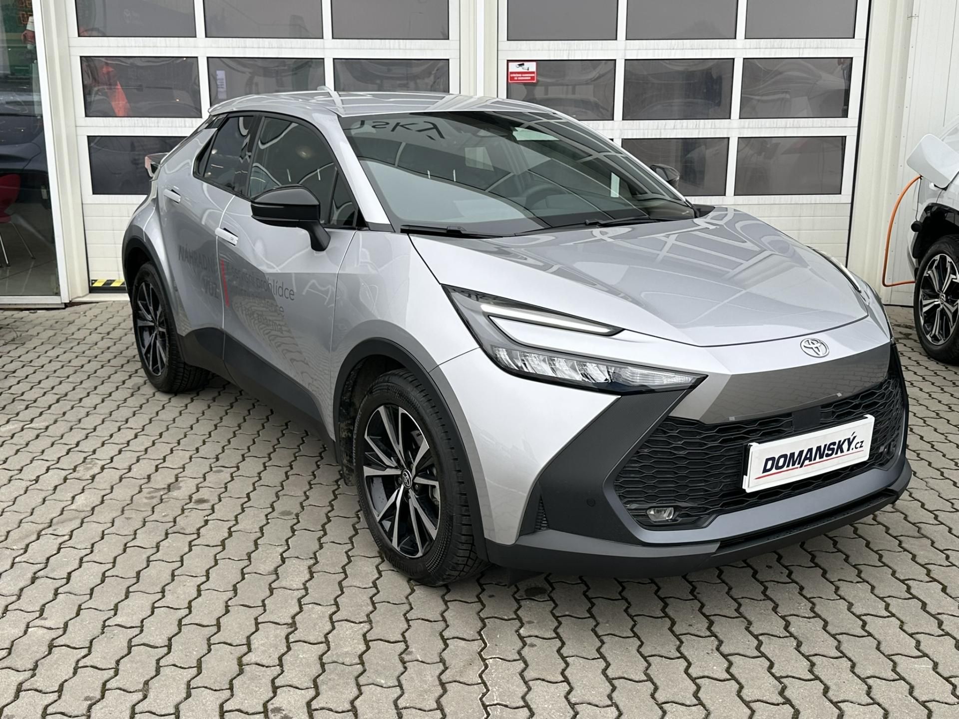 Toyota C-HR, 1.8L HEV STYLE MY25 - fotka 2