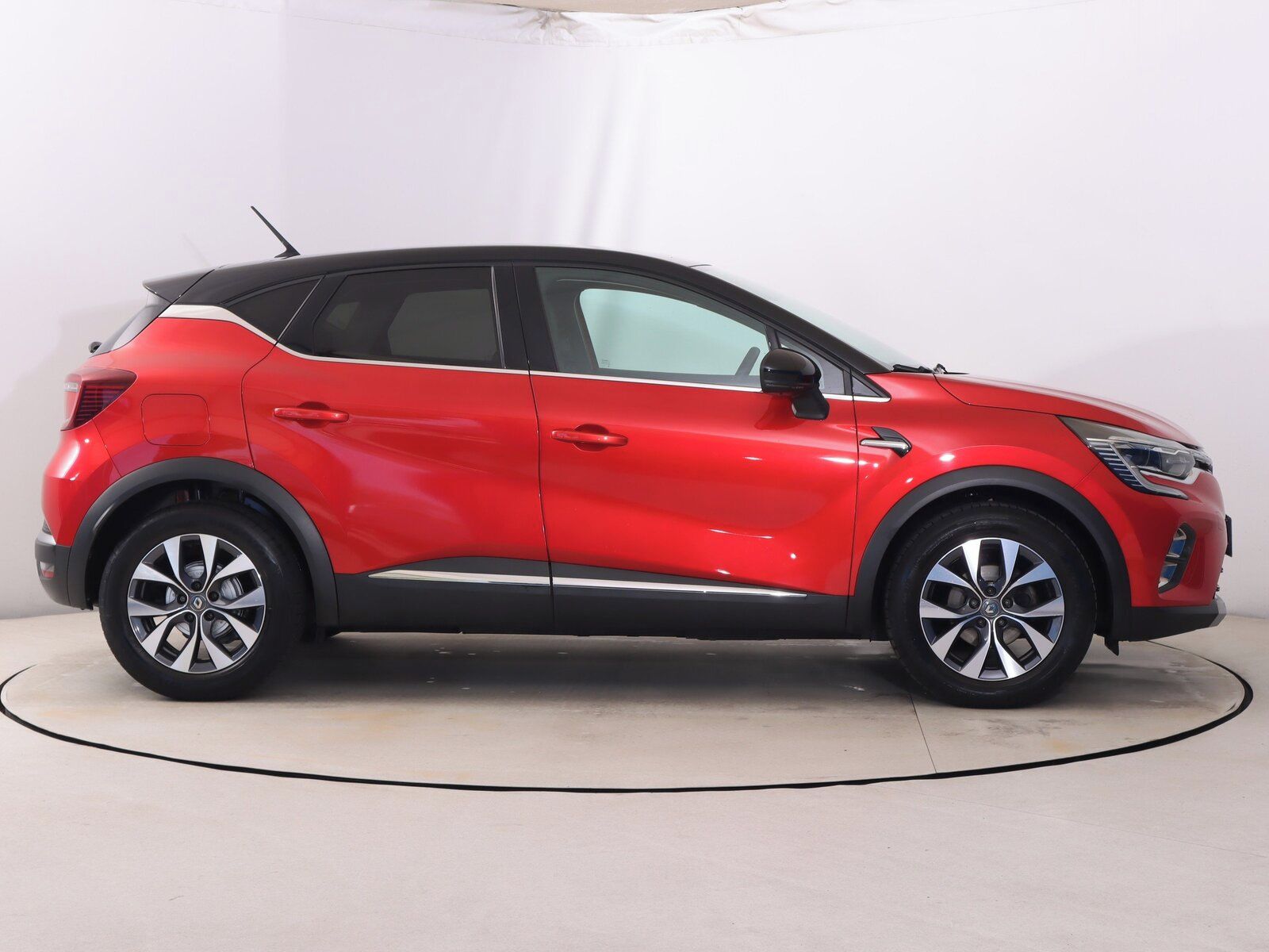 Renault Captur, 1.3 TCe, Intens, Kůže, Navi - fotka 6