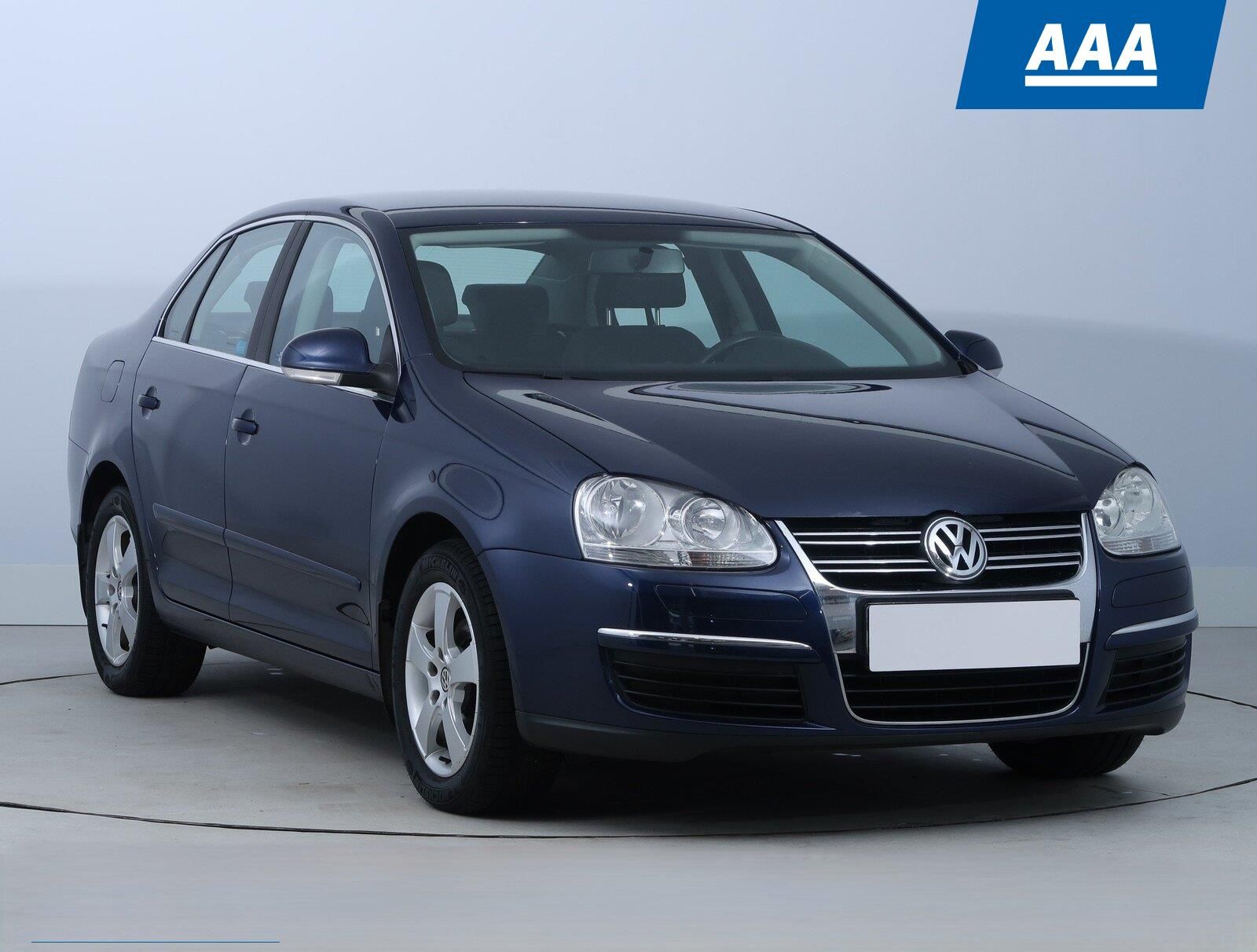 Volkswagen Jetta, 1.6, Automatická klima
